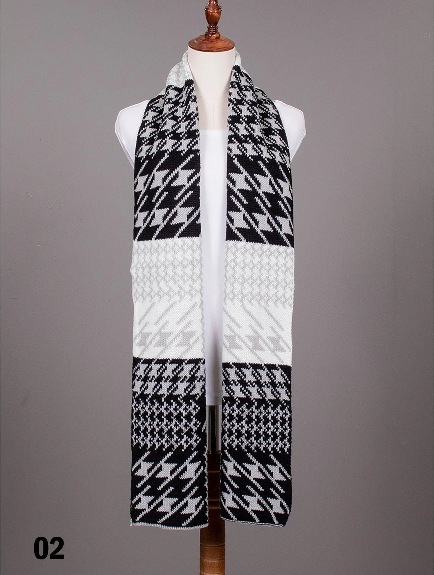 Scarf Knit Houndstooth
