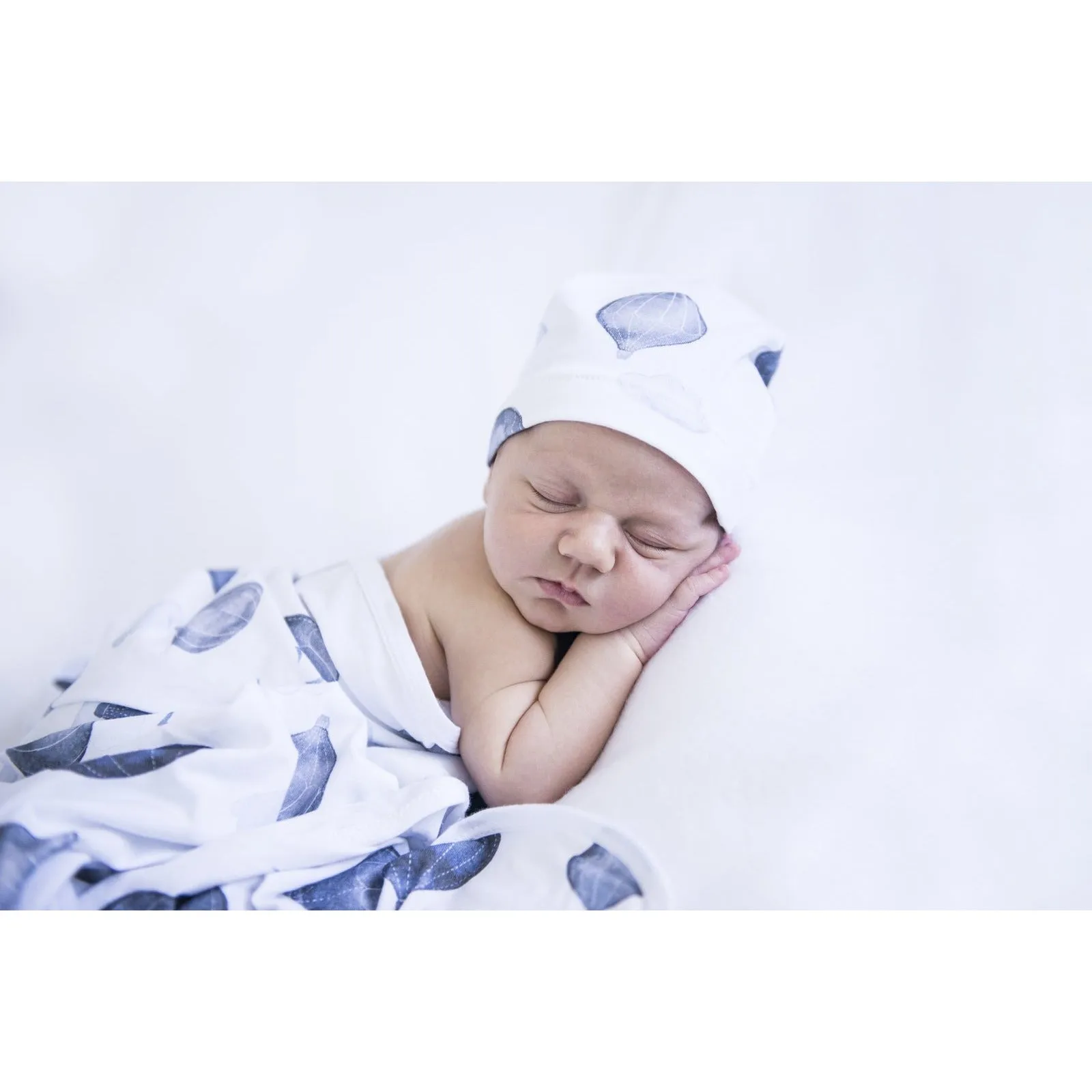 Snuggle Hunny Kids - Jersey Baby Wrap Swaddle & Beanie (Set) - Cloud Chaser